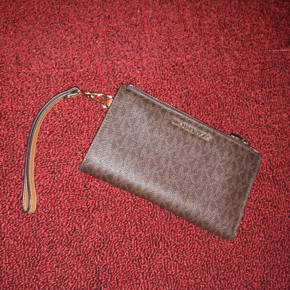Michael Kors wallet